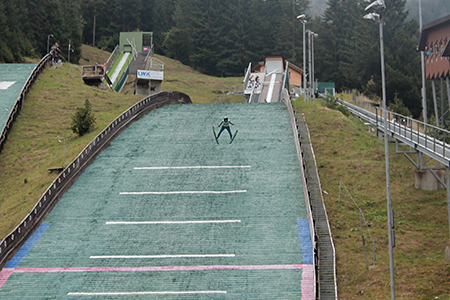Ski jumping competition : Swiss Nordic Trophy