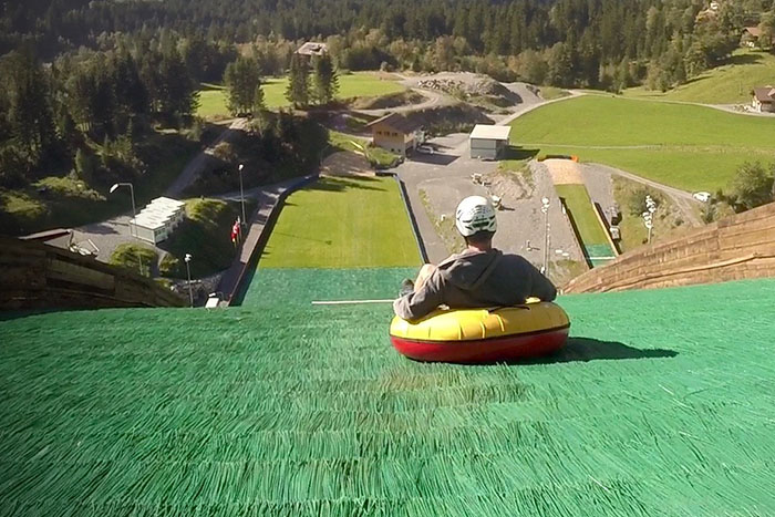 Wir suchen Aushilfen : fürs Mountain Tubing